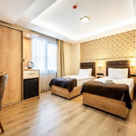 Hotel Emin Palace